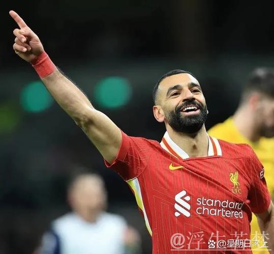 法布里齐奥·罗马诺否认萨拉赫未来“有保障”,两家俱乐部正瞄准这位利物浦的重磅引援。 法布里齐奥·罗马诺否认萨拉赫未来“有保障”,两家俱乐部正瞄准这位利物浦的重磅引援。